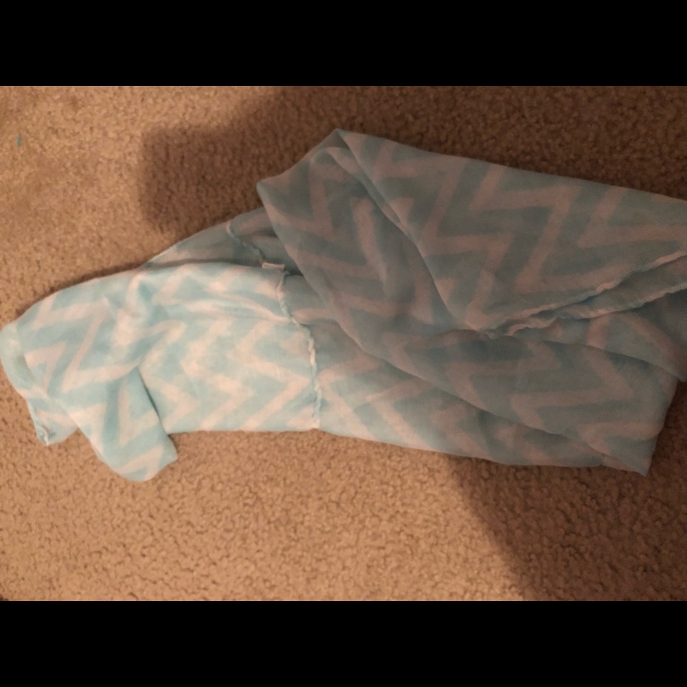 Infinity scarf